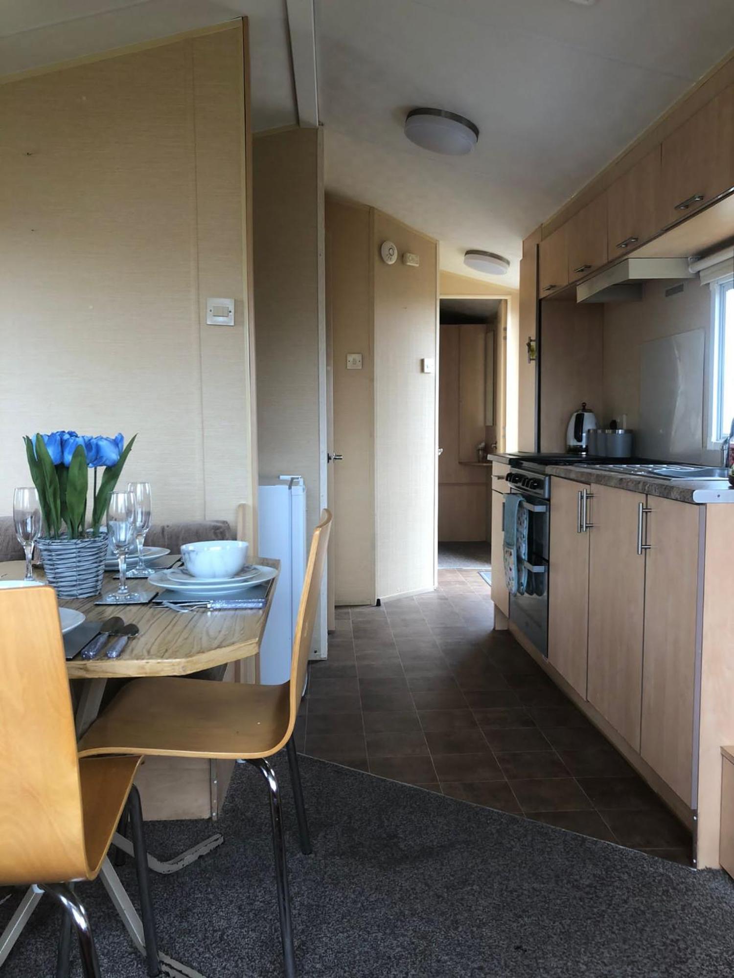 Adorable 2 Bedroom Caravan In Clacton-On-Sea Εξωτερικό φωτογραφία