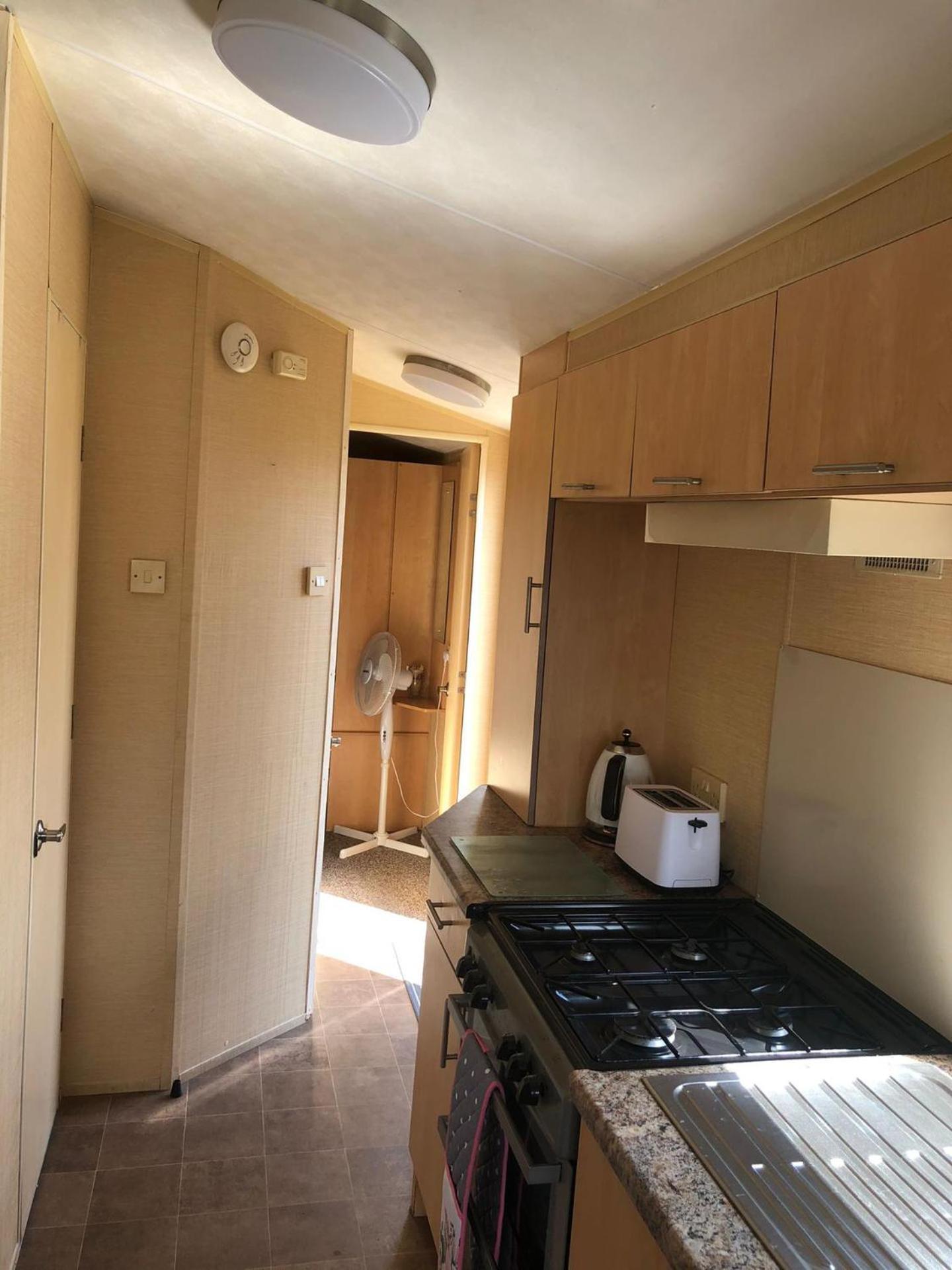 Adorable 2 Bedroom Caravan In Clacton-On-Sea Εξωτερικό φωτογραφία